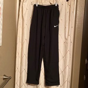 Men’s small black Nike training sweats